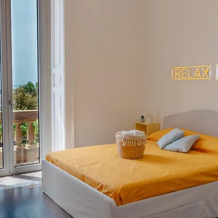 Blue Sea View Apartment *
