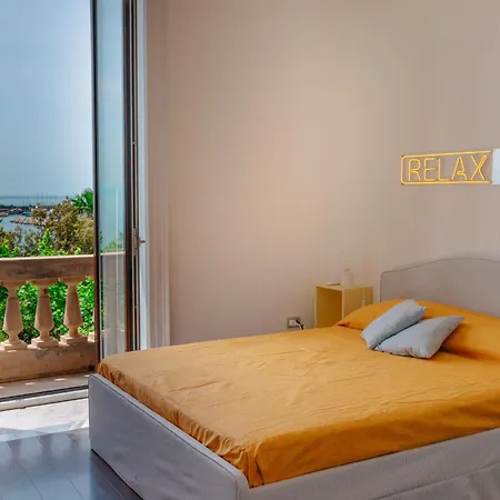 Blue Sea View Apartment Salerno